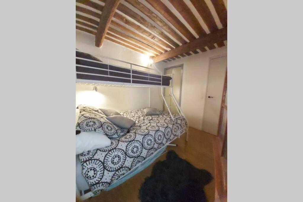 Eblouissant Appartement Au Calme D'Une Residence Avec Piscine Idealement Situe Au Pied Du Colorado Provencal Dans Le Prestigieux Luberon Rustrel Exteriör bild